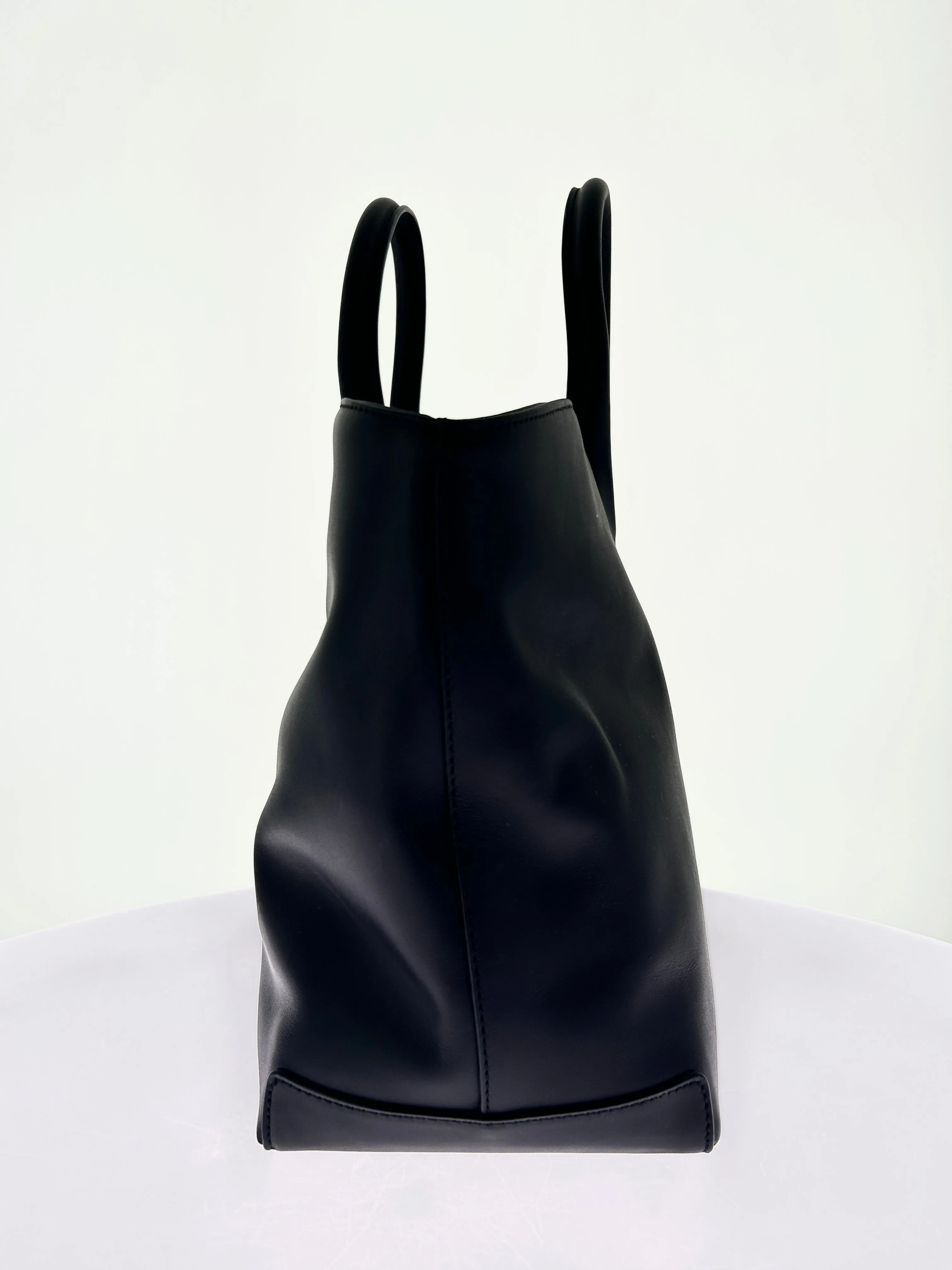 Cabas en cuir noir Lola