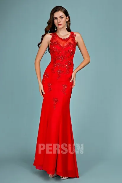 Robe de fiançailles rouge sirène appliqué de guipure & paillettes